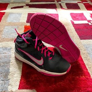 Nike Team Hustle Basketball Shoes 599187-004 US 7Y